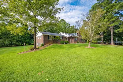 5117 Lakewood Drive, Acworth, GA 30101 - Photo 1