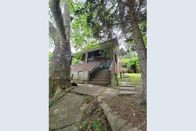 1701 Brinton Ave Pittsburgh Pa 15104 Mls 1416855 Coldwell Banker