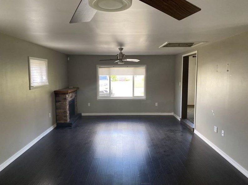 10912 Carlson Dr, North Huntingdon PA 15642-4224 exterior