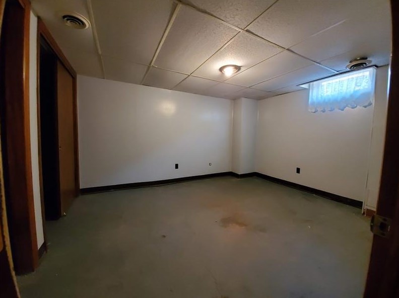 117 Sheridan Ave, New Castle PA  16105-2558 exterior