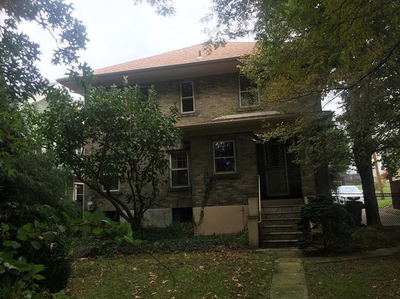 526 Chestnut St, Washington PA 15301-4647 exterior