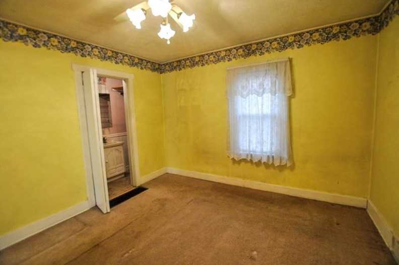 447 Whitestown Rd, Butler PA  16001-9307 exterior