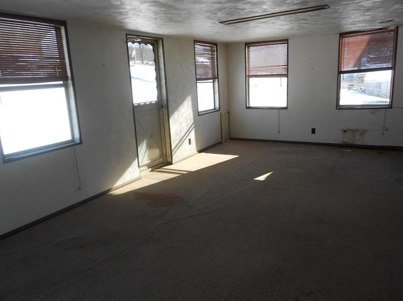 452 Country Clb Rd, Washington PA 15301-2706 exterior