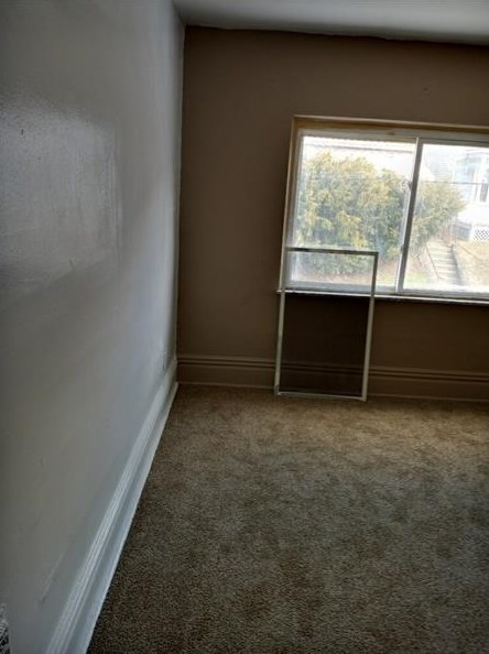 530 Lobinger Ave, Rankin PA  15104-2260 exterior