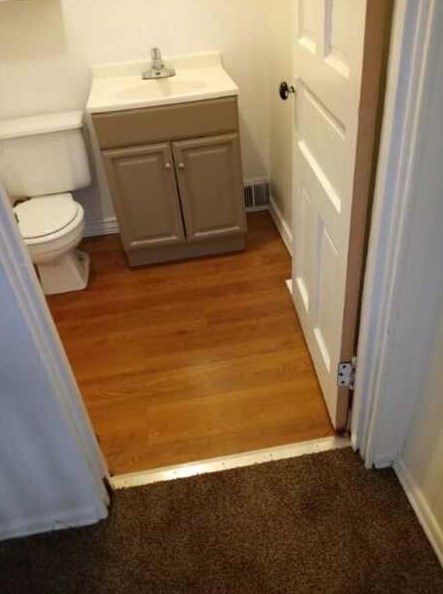 530 Lobinger Ave, Rankin PA  15104-2260 exterior