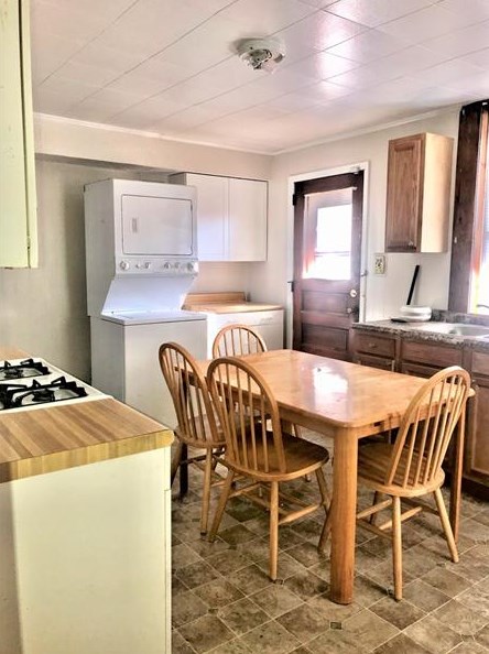 40 Lincoln St, Oliphant Furnace PA  15401-3013 exterior