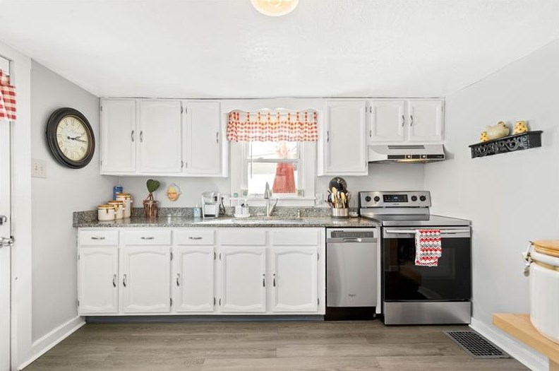 1010 Maple Ave, Washington PA 15301-1907 exterior