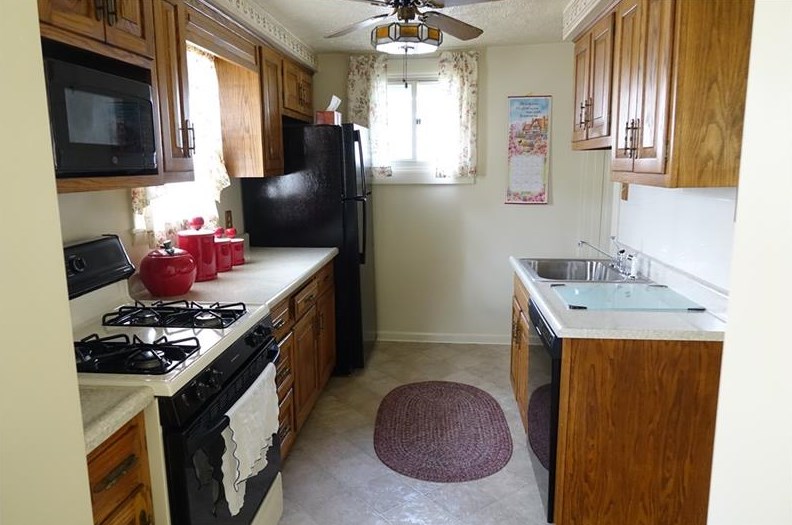 208 Penn St, Butler PA 16001-4149 exterior