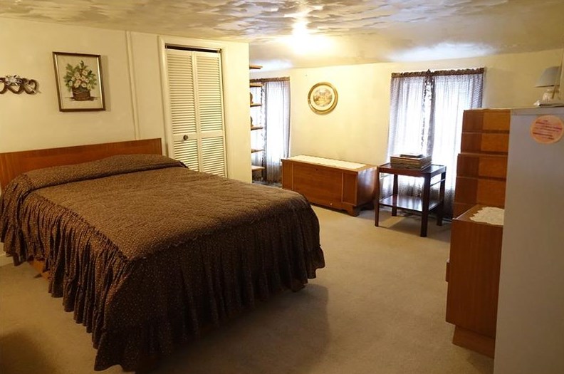 208 Penn St, Butler PA 16001-4149 exterior