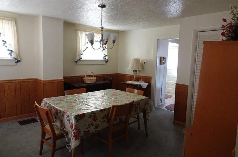 208 Penn St, Butler PA 16001-4149 exterior