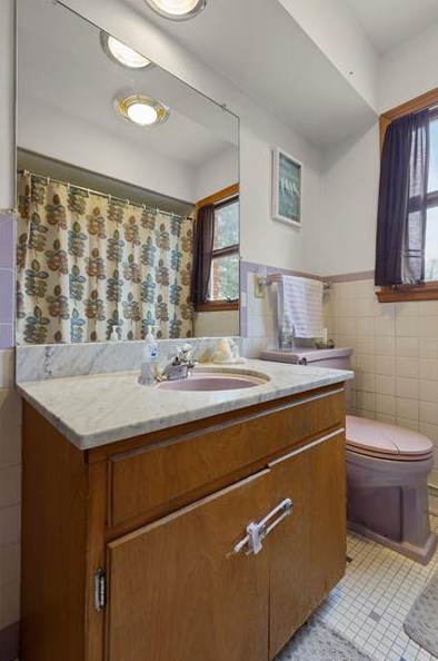 150 Karen Dr, Washington PA 15301-8568 exterior