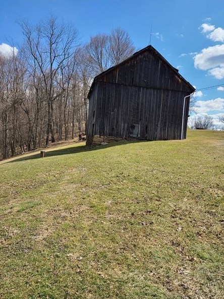 810 Lagonda Rd, Washington PA 15301-8036 exterior