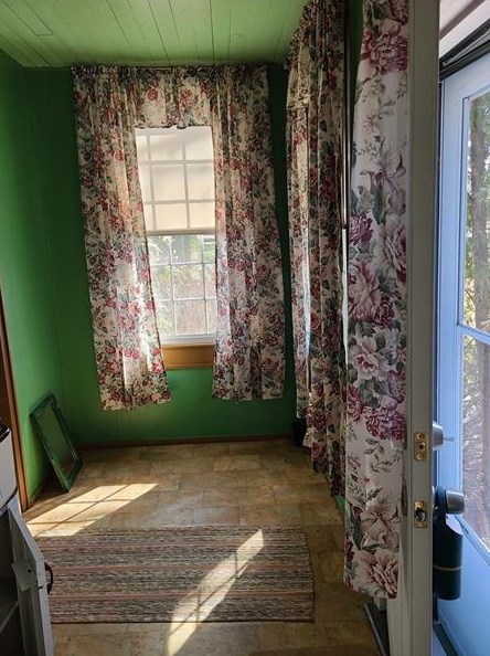 810 Lagonda Rd, Washington PA 15301-8036 exterior