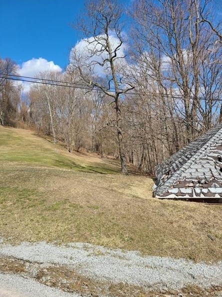 810 Lagonda Rd, Washington PA 15301-8036 exterior