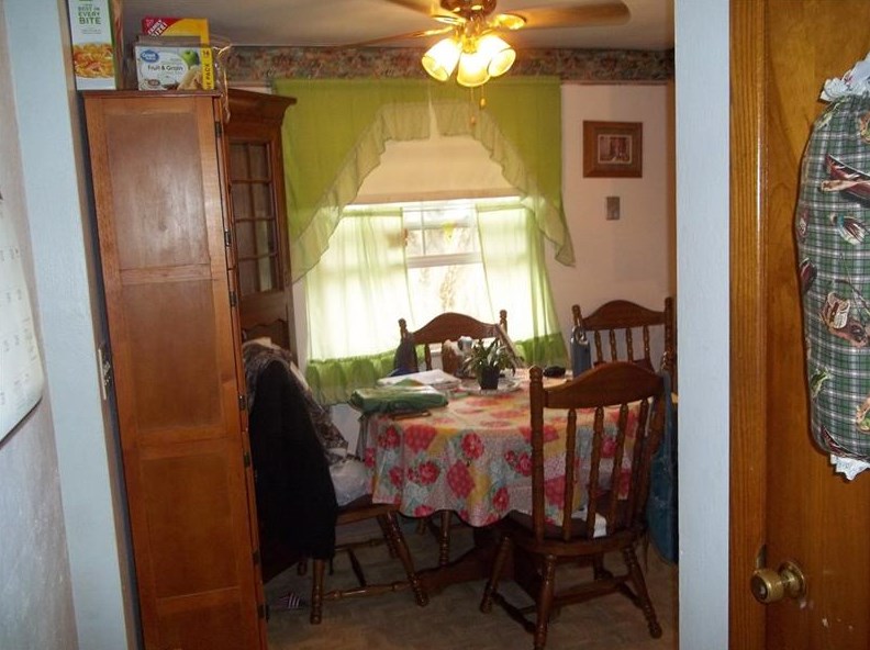 322 Chestnut Ridge Rd, Washington PA 15301-7160 exterior