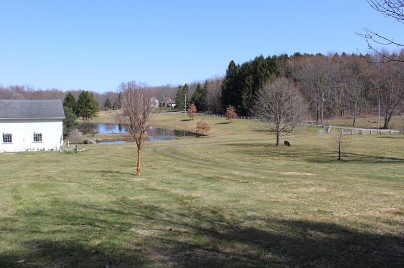 1820 Stoughton Rd, Slippery Rock, PA 16057