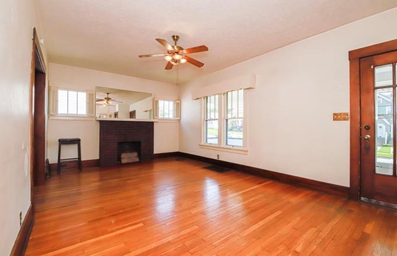 424 Service Ave, Hermitage PA  16146-3112 exterior