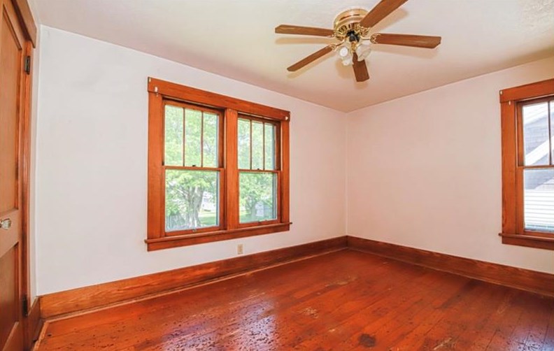 424 Service Ave, Hermitage PA  16146-3112 exterior