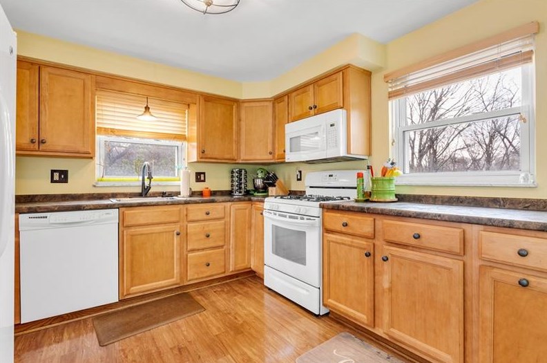 300 Drexel Dr, Monroeville PA  15146-6609 exterior