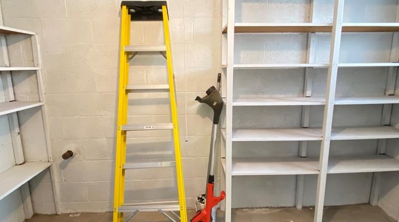 166 Lawrence Ave, Washington PA 15301-2031 exterior