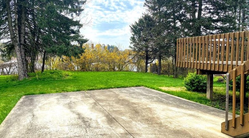 166 Lawrence Ave, Washington PA 15301-2031 exterior