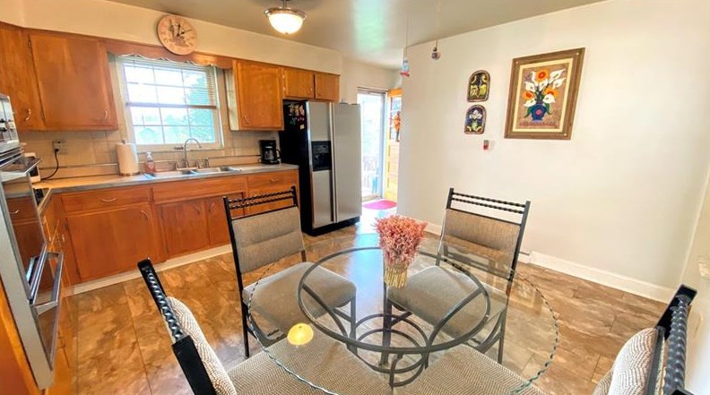 166 Lawrence Ave, Washington PA 15301-2031 exterior