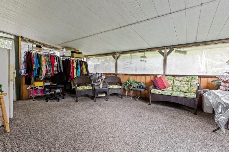 123 Pinetree Ln, Sarver PA  16055-8705 exterior