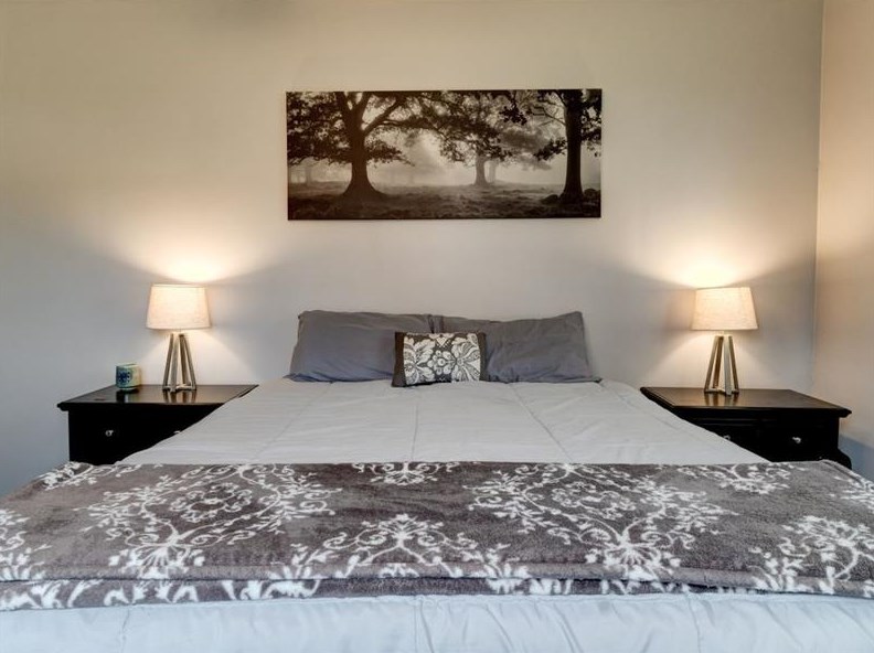 1264 Walnut St, Monaca PA  15061-1131 exterior