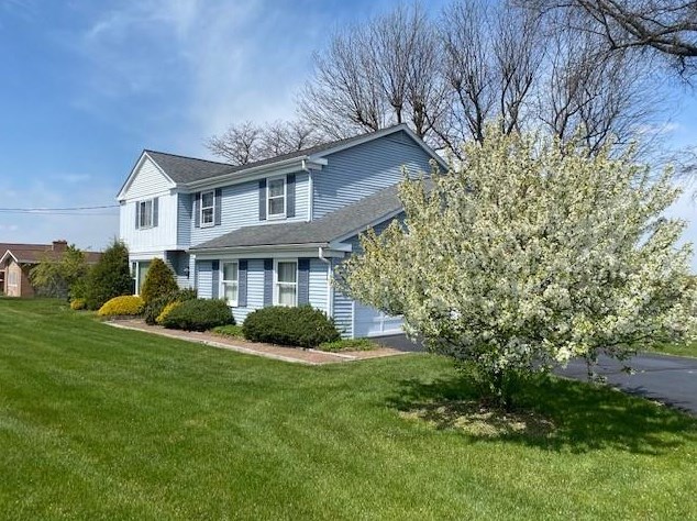 8 Clover Ln, Oliphant Furnace PA  15401-3906 exterior