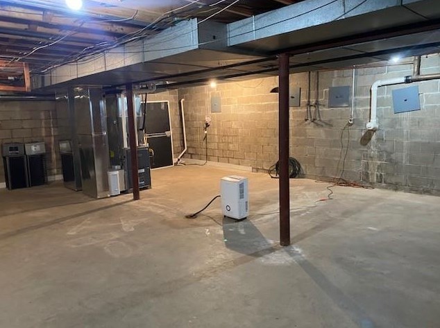 8 Clover Ln, Oliphant Furnace PA  15401-3906 exterior