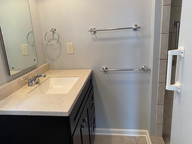 8 Clover Ln, Oliphant Furnace PA  15401-3906 exterior