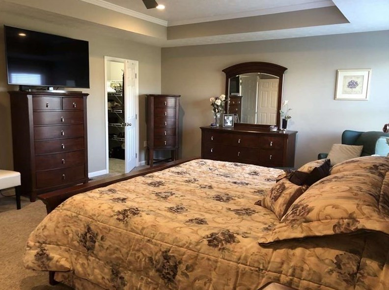 607 Freedom Dr, Collier Township PA  15106-1598 exterior