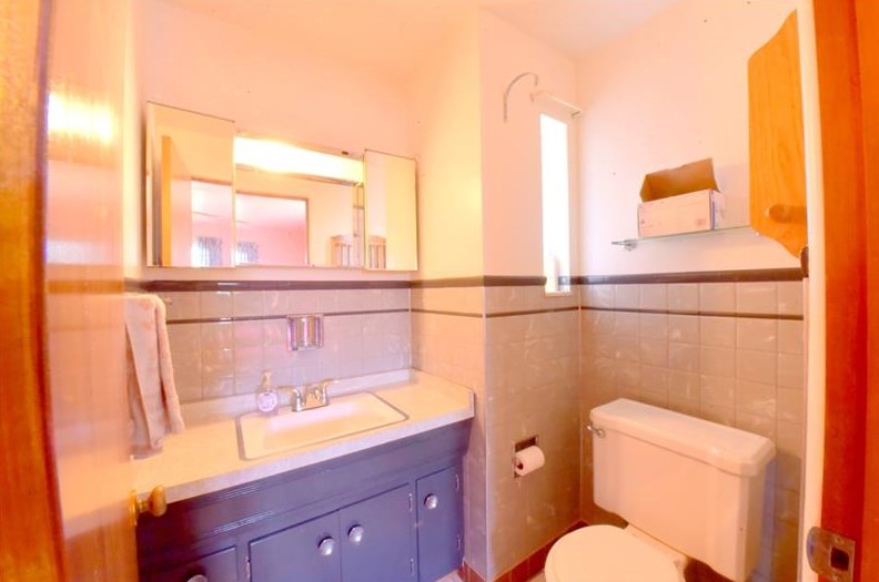 303 Western Ave, Houston PA  15342-1521 exterior