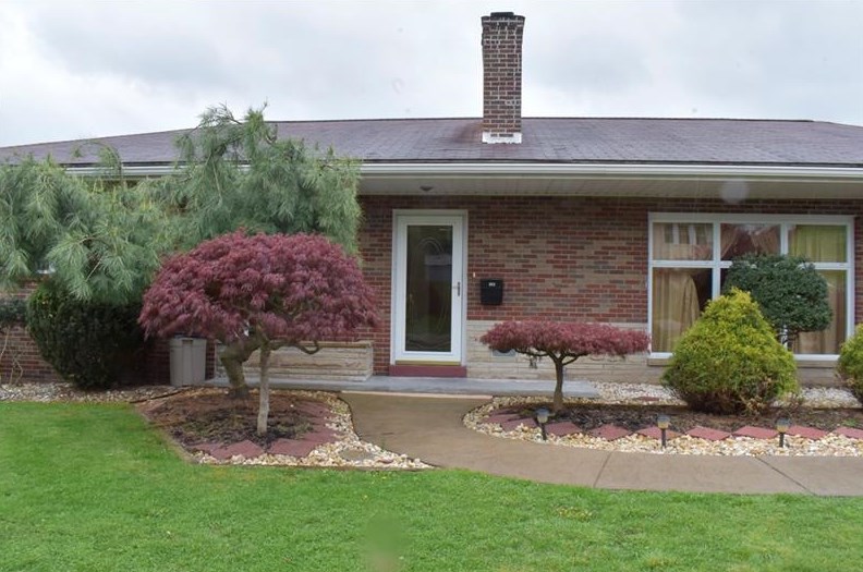 303 Western Ave, Houston PA  15342-1521 exterior