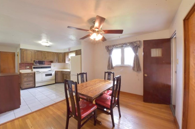 303 Western Ave, Houston PA  15342-1521 exterior