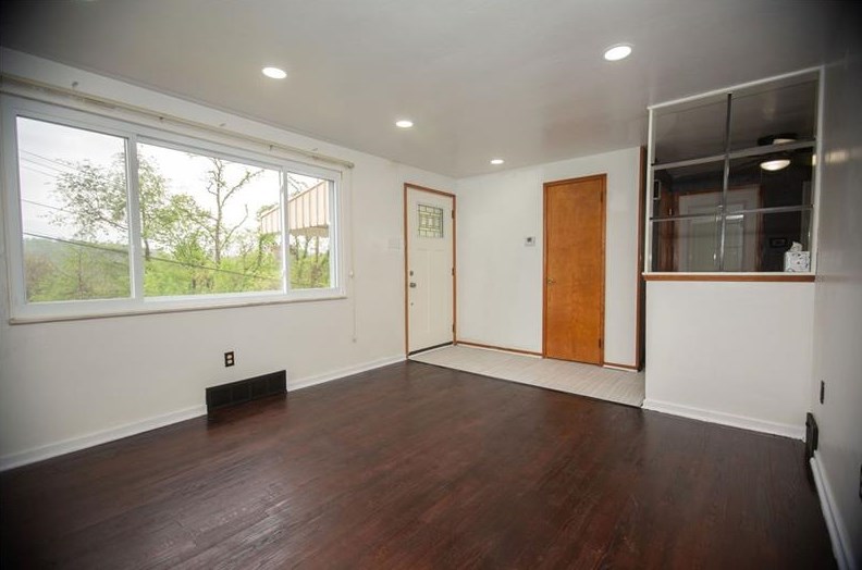 3532 Bevan Rd, North Versailles PA  15137-2306 exterior