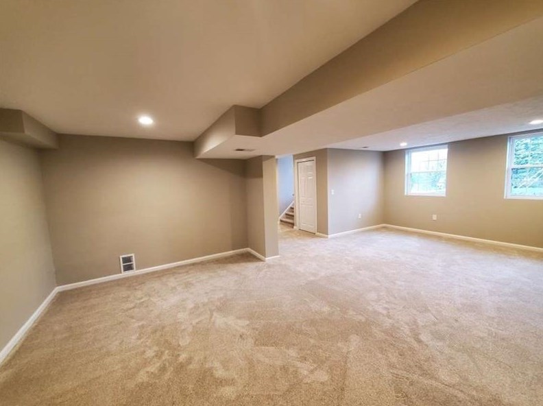 224 Blackwood Dr, Greensburg PA  15601-5920 exterior