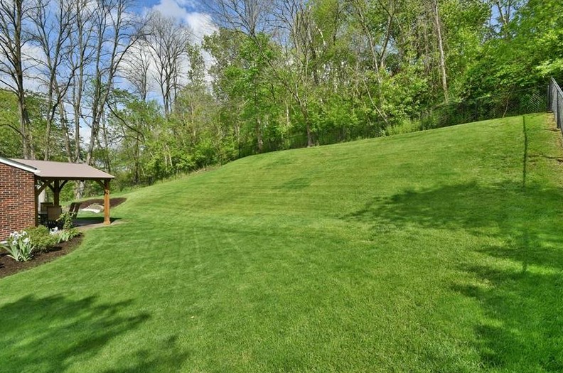 1397 Pennsylvania Ave, Bridgeville PA  15017-2670 exterior