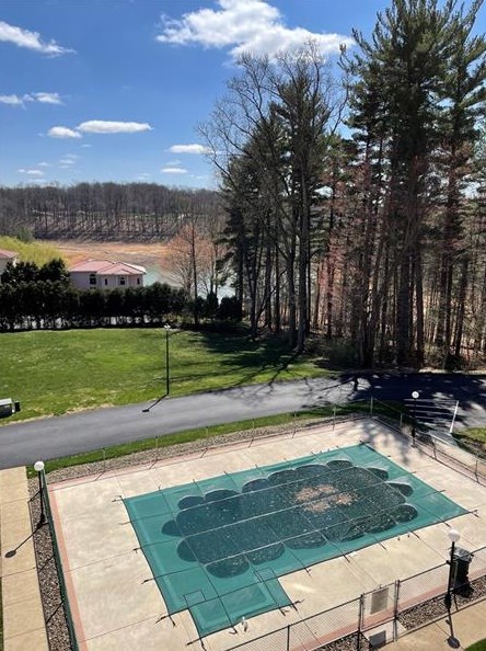 3 Alta Vita Dr, Greensburg PA  15601-8075 exterior