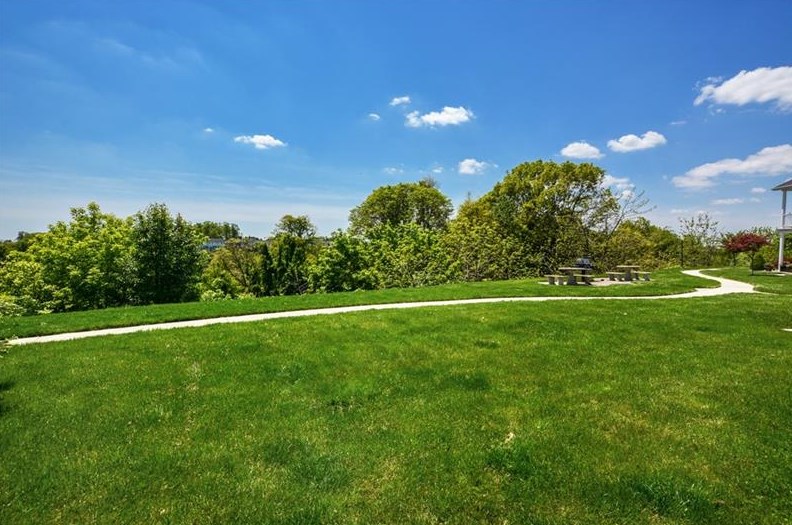 250 Adams Pointe Blvd, Seven Fields PA  16046-4698 exterior