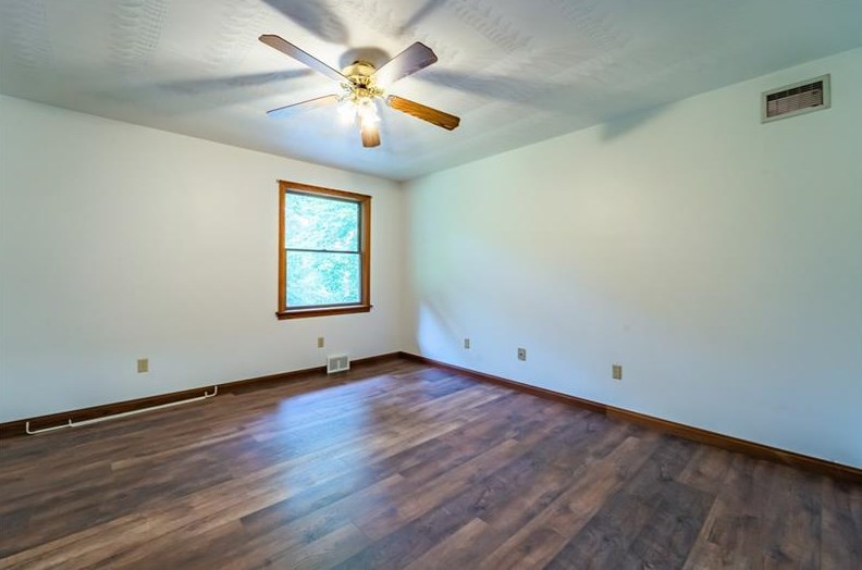 483 Pony Farm Rd, Kittanning PA  16201-4640 exterior