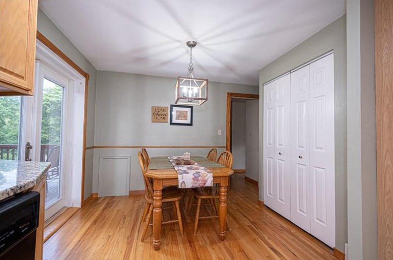 265 Burch Dr, Moon Twp PA  15108-3113 exterior