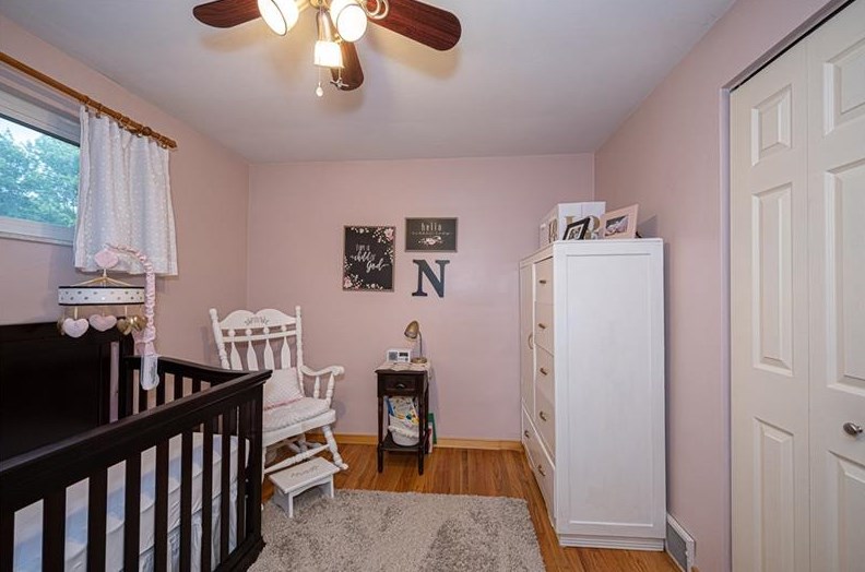 265 Burch Dr, Moon Twp PA  15108-3113 exterior