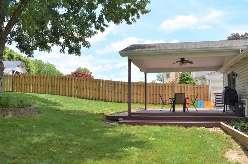 1021 Balsam Dr, Washington PA  15301-9575 exterior