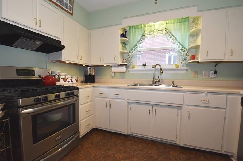 902 Western St, Tarentum PA  15084-1269 exterior