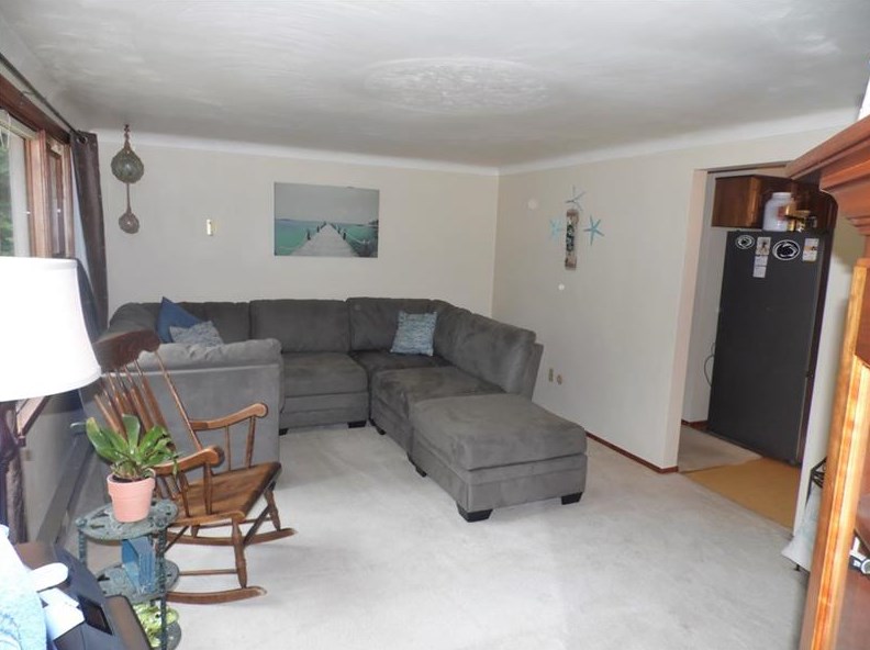 4706 Smithfield St, Mckeesport PA  15135-1216 exterior