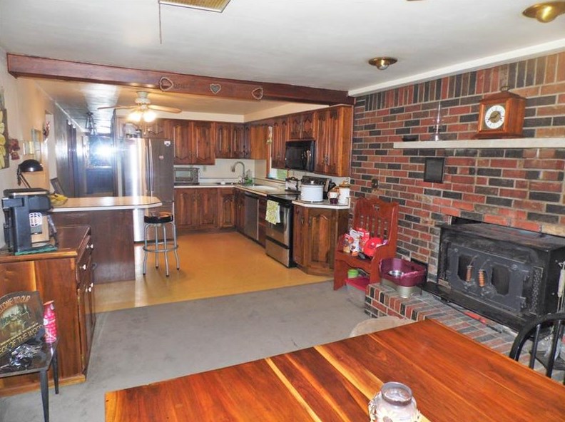 4706 Smithfield St, Mckeesport PA  15135-1216 exterior