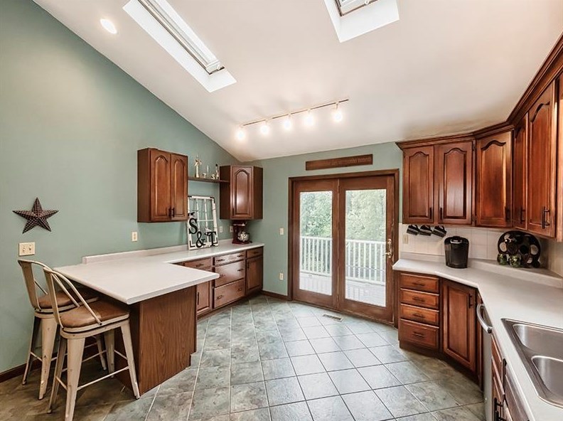 961 Hatcher Ln, Saltsburg, PA 15681