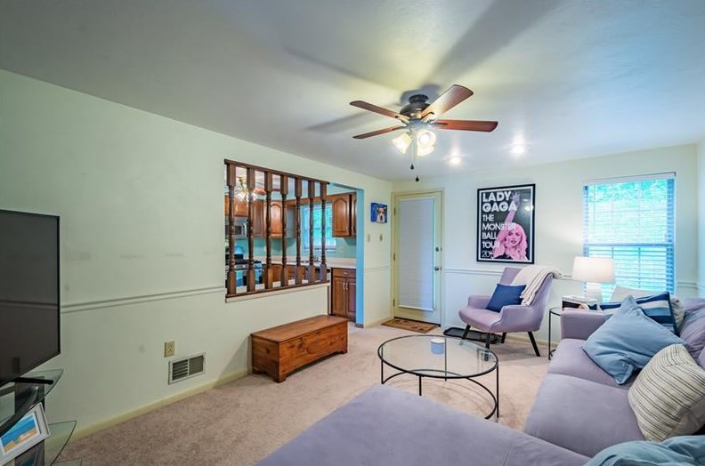 245 Heather Dr, Monroeville PA  15146-1747 exterior