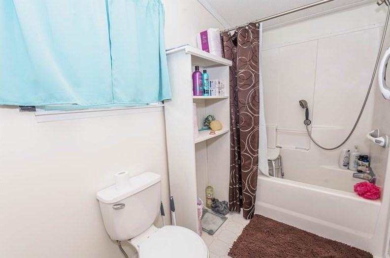 100 Holly St, Indiana PA  15701-8479 exterior